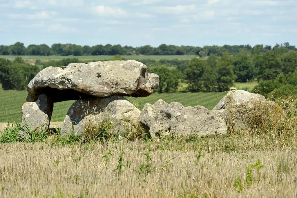Le Bernard dolmen de salvatole &copy;credit-Delonde-Thomas