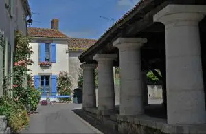 Halles de Moutiers-les-Mauxfaits
