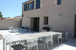 Gîte de charme avec piscine intérieure pour 15 personnes à Saint-Vincent sur Jard