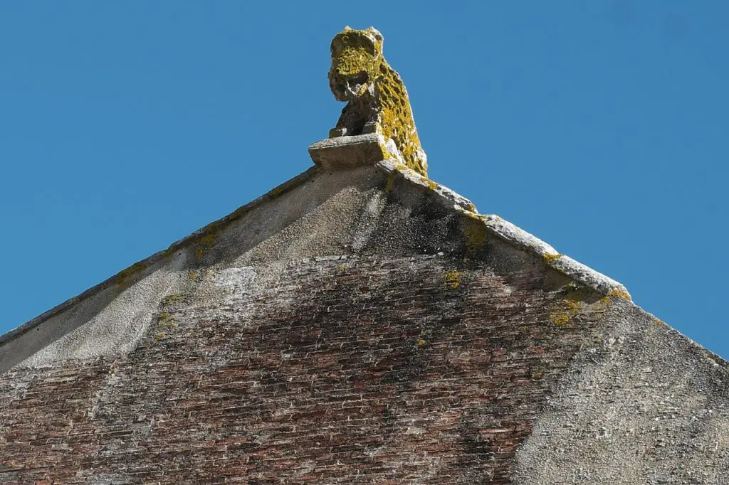 angles-eglise-legende-malbete angles-eglise-legende-malbete