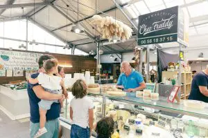 marche_talmont_fromages_famille_sbourcier