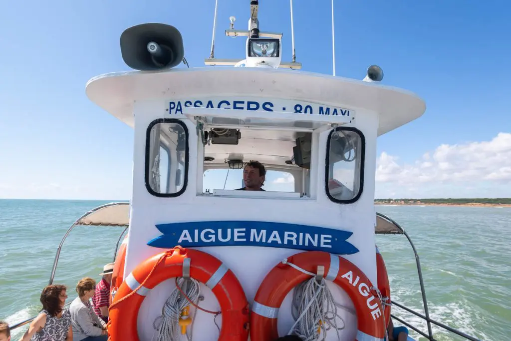 bateau-aigue-marine-credit-julien-gazeau