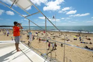 plage-veillon-surveillance-credit-photo-alexandre-lamoureux