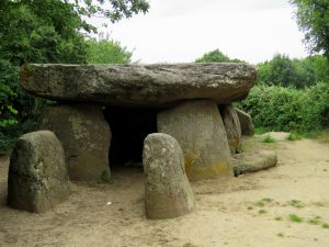 Dolmen frébouchère Le Bernard - Crédit Photo© Office de Tourisme Destination Vendée Grand Littoral