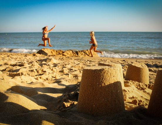 On va à la plage