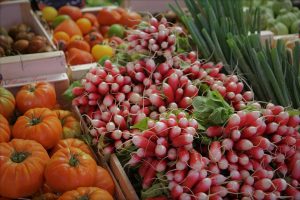 Marché alimentaire radis Destination Vendée Grand Littoral