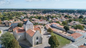 Eglise Jard-sur-Mer - © Horizon Vertical