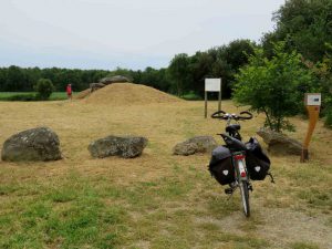 Dolmen de la Sulette - Saint-Hilaire-la-Forêt