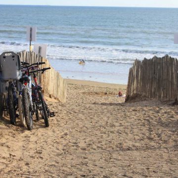 Vélo plage Longeville-sur-Mer ©Destination VendéeGrand Littoral Vélo plage Longeville-sur-Mer ©Destination VendéeGrand Littoral