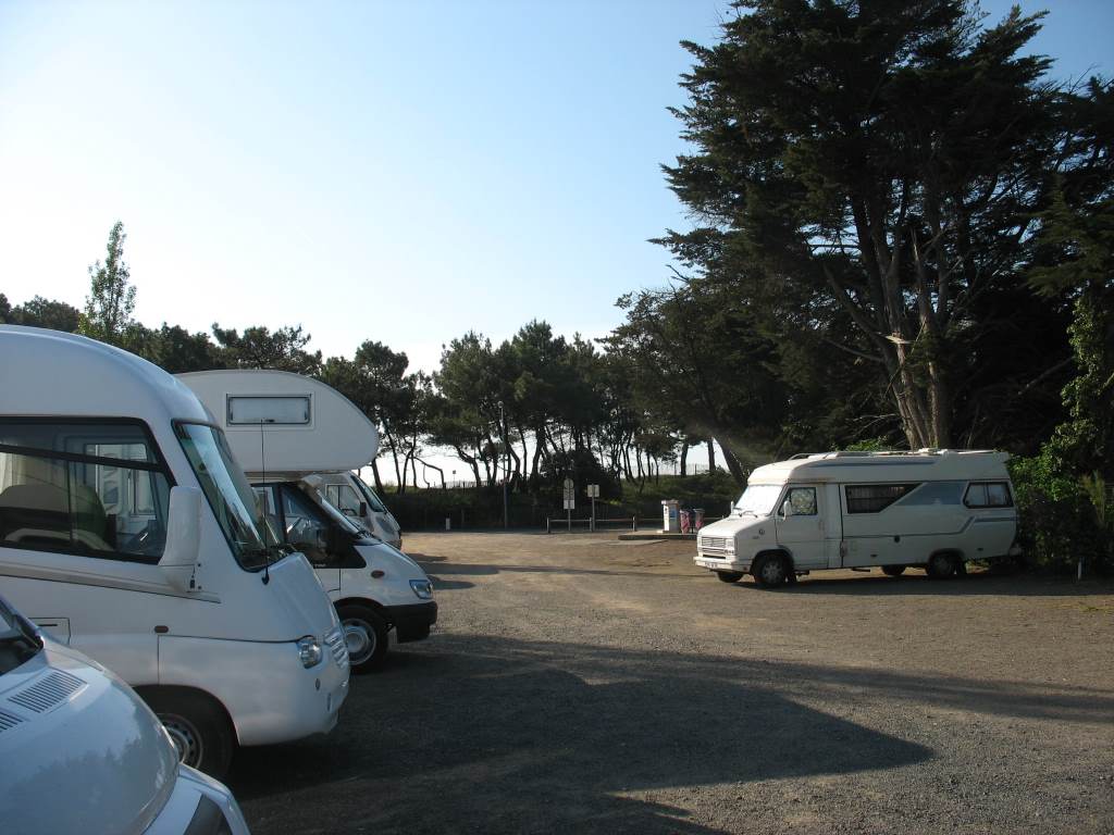 Aire Camping-car Le Goulet - Leucate Village