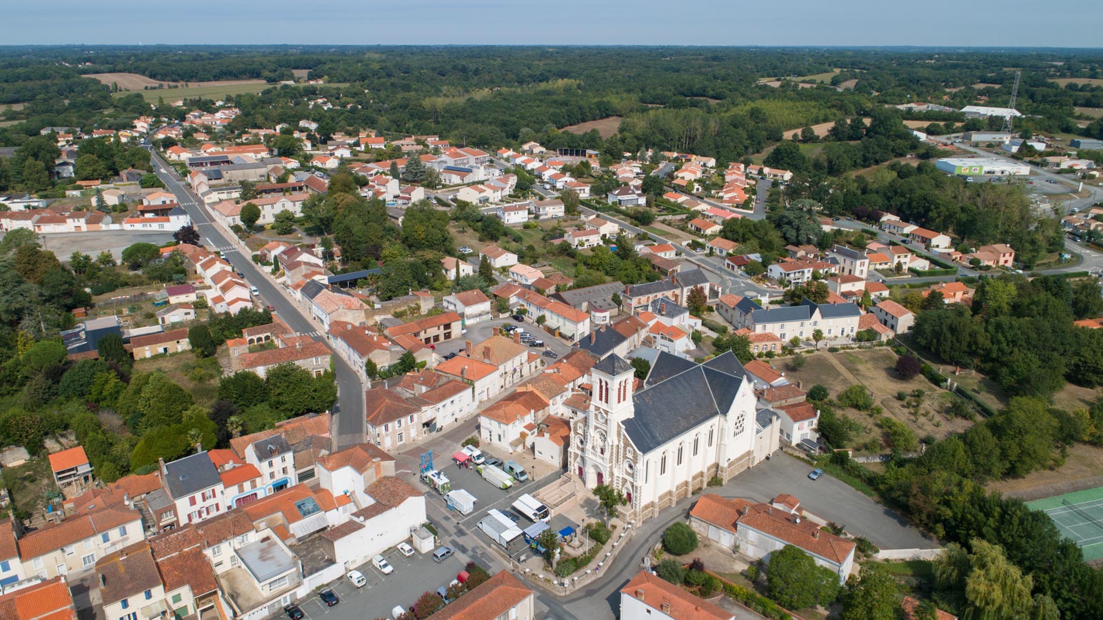 La ville du Champ Saint Père - ©Horizon Vertical