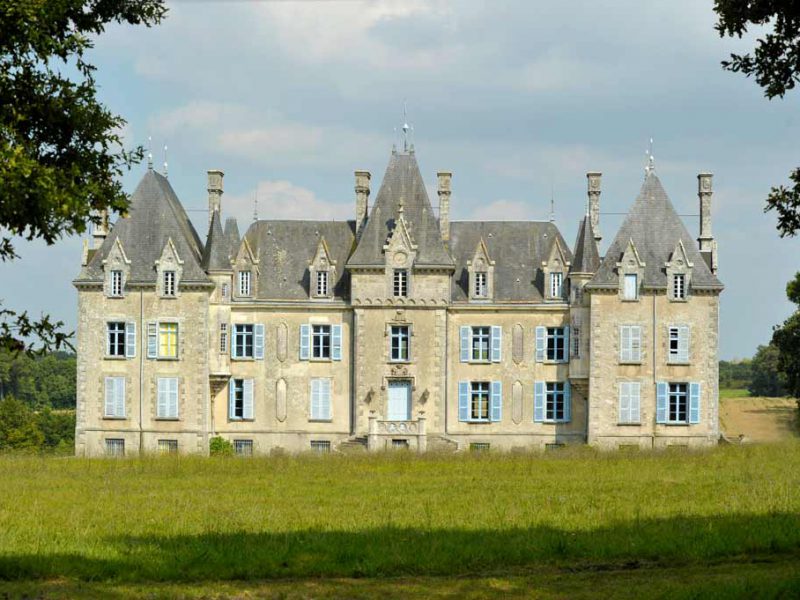 Chateau de la Benatonnière à Grosbreuil est un bâtiment privé - ©Thomas Delonde