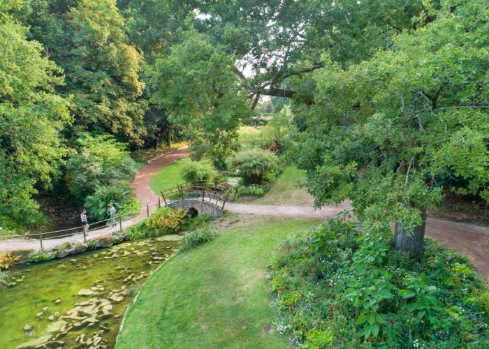 Parc floral de la Court d'Aron - cr&eacute;dit : Horizon Vertical