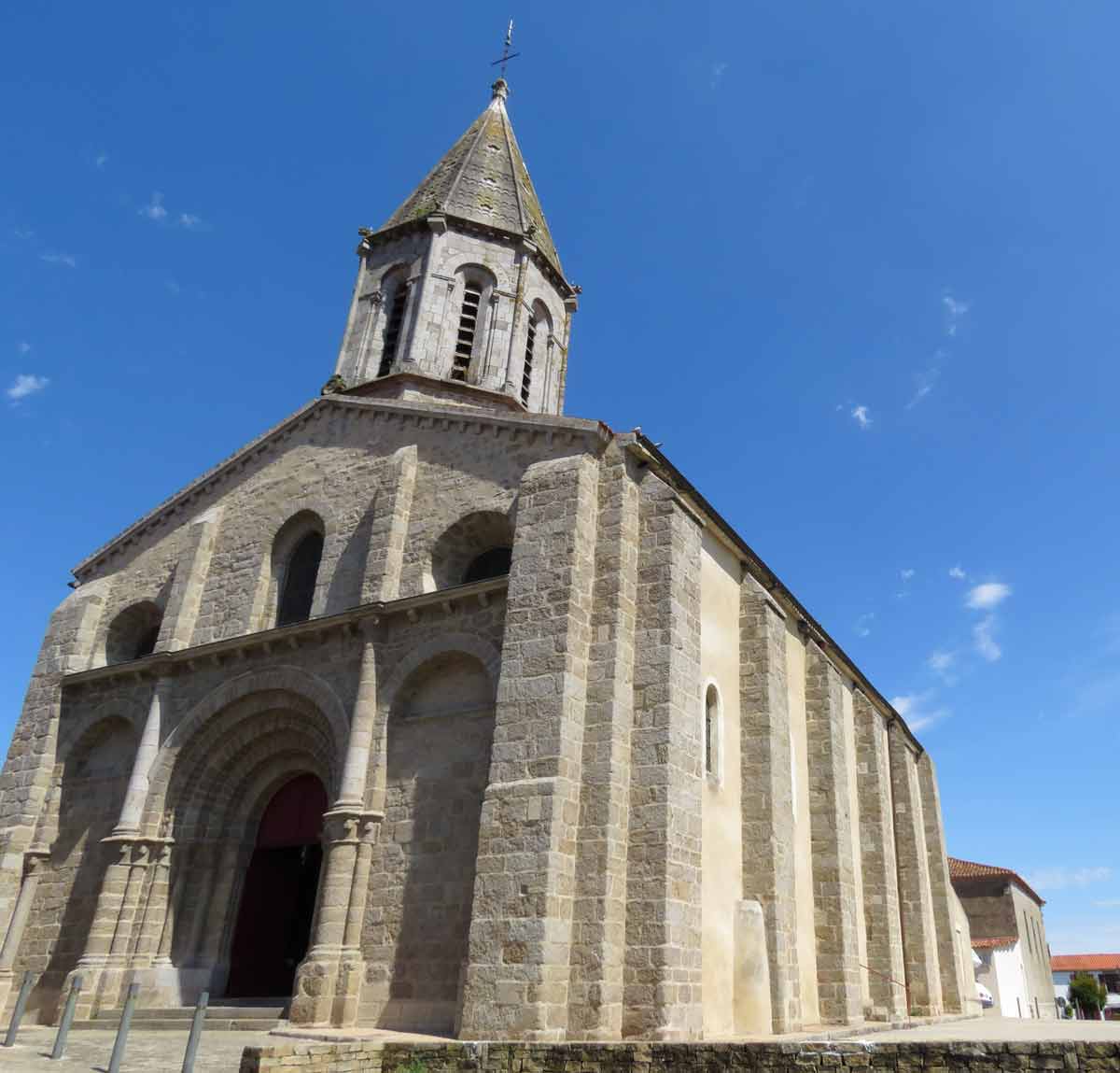 Moutiers-les-Mauxfaits église