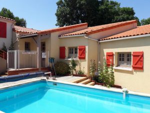 Chambre d'hôtes Le Givre avec patio madone et piscine sécurisée