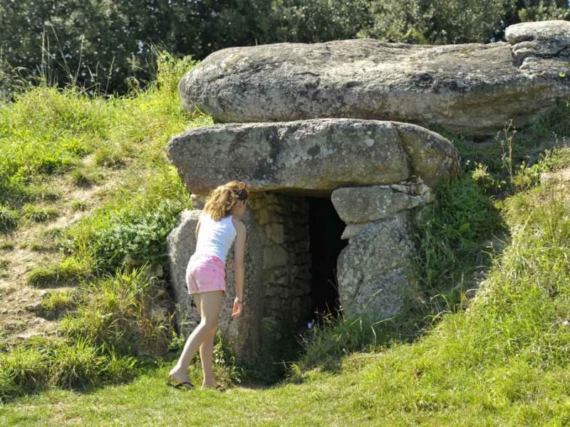 Dolmen de Saint Hilaire la Forêt Dolmen de Saint Hilaire la Forêt