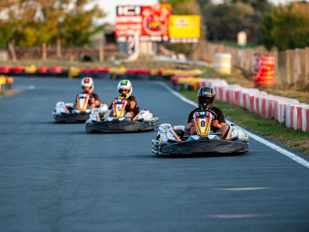 site-touristique-vendee-kart-jonchere-piste-professionnelle