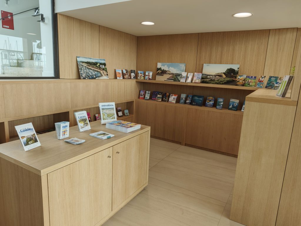 bureau-de-tourisme-bourgenay