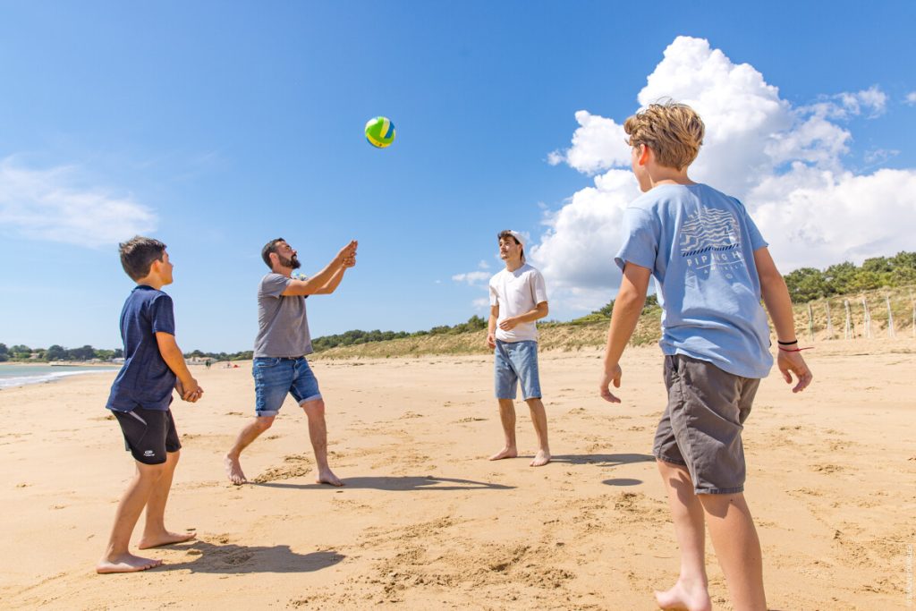 Plage-du-Bouil_Longeville-sur-Mer_sbourcier